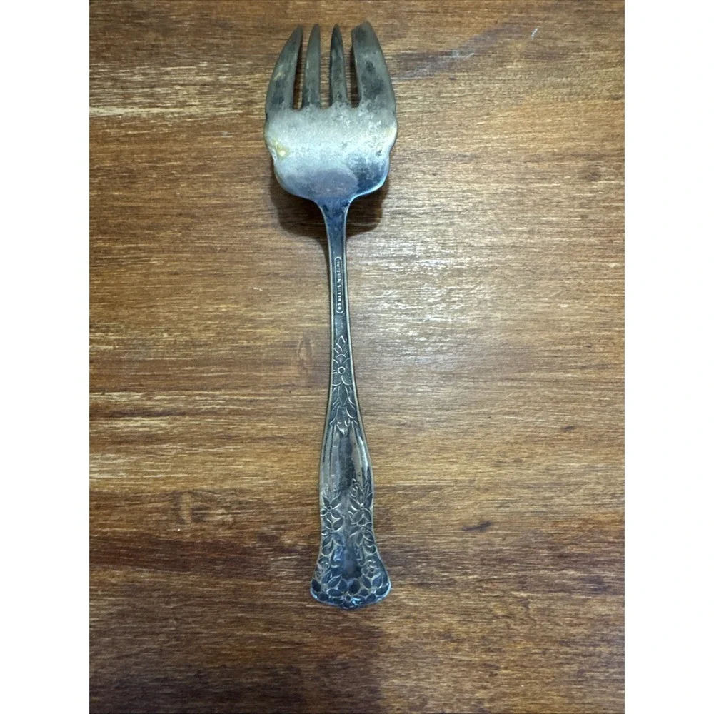 Antique Imperial Silver Co Silverplate Meat Fork  LORRAINE 1913
